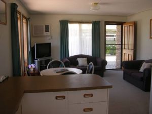 Centrepoint Motel - Sydney Tourism